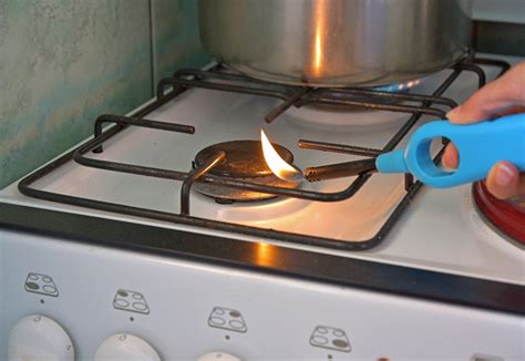 how to fix gas stove burner that won t light